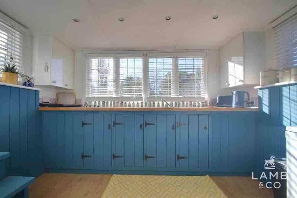 Toosey Lass - St Osyth Creek Saint Osyth المظهر الخارجي الصورة
